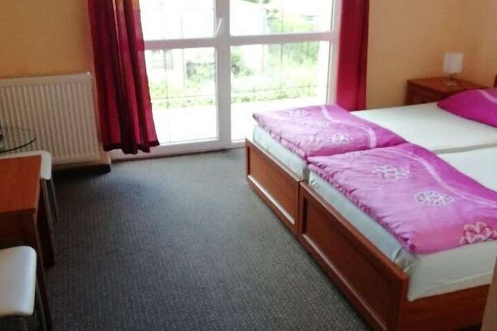 Room 15 of 52