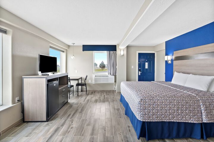 Room 12 of 74