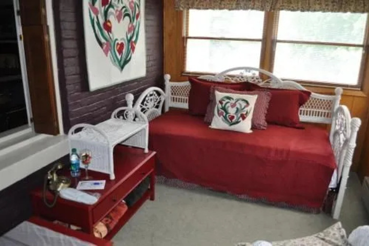 guest_rooms
