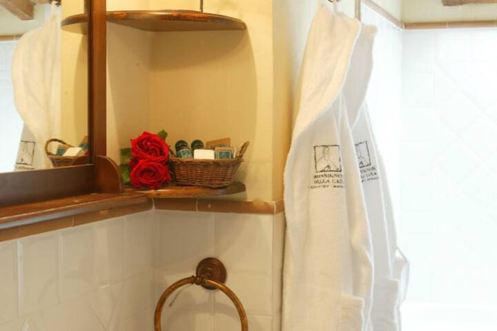 Room amenity