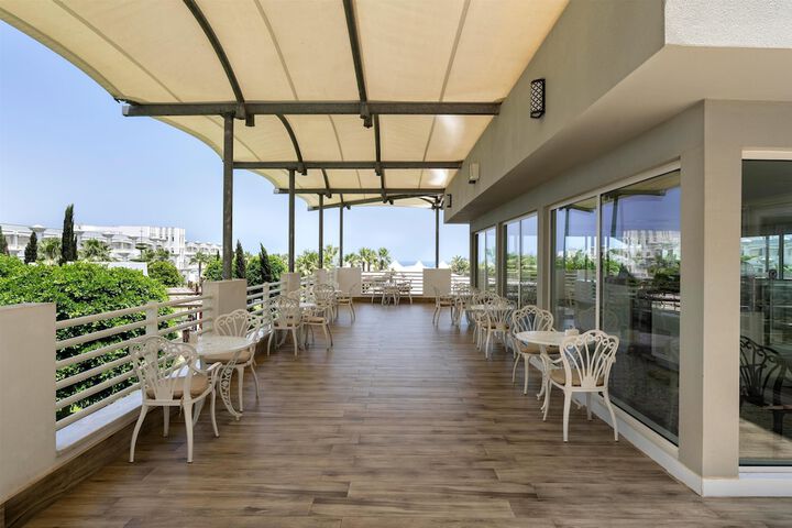 Terrace/Patio 168 of 171