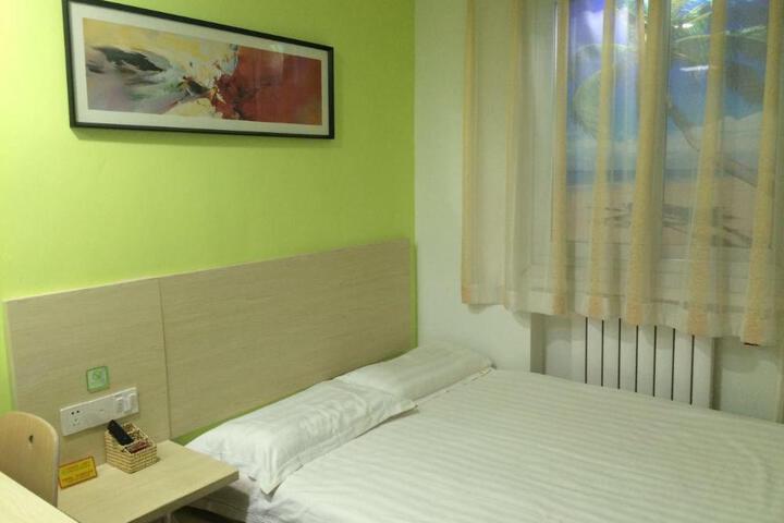 Qingji Hotel mini (Beijing Dongsi shitiao subway station store)