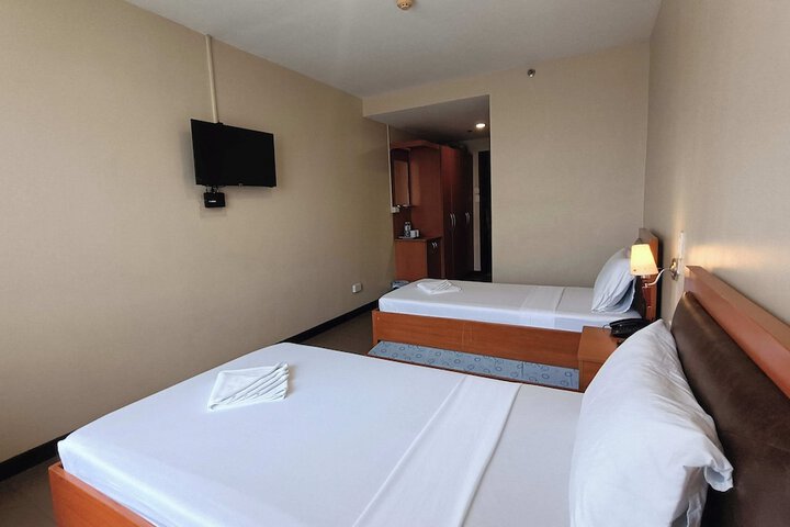Room 15 of 73