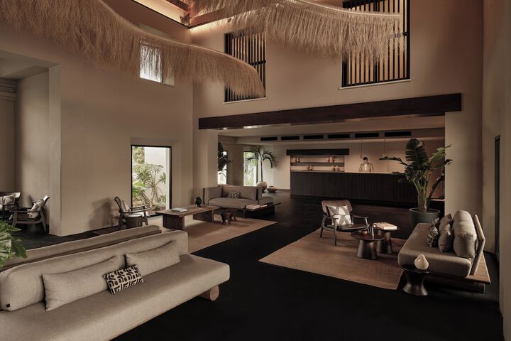 Hotel Interior 4 of 225