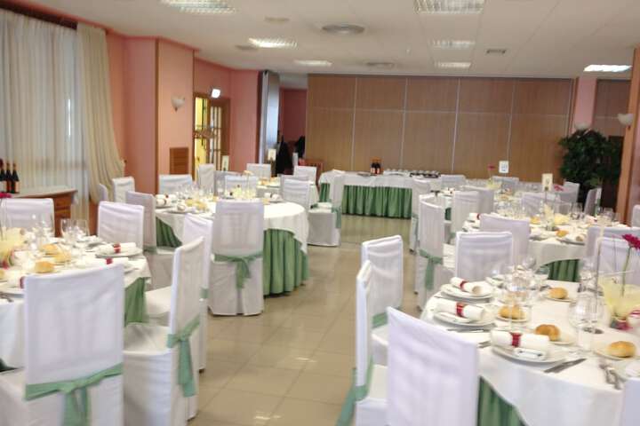 Dining Photos