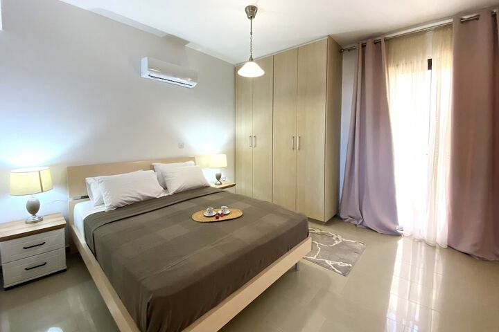 Room 21 of 131