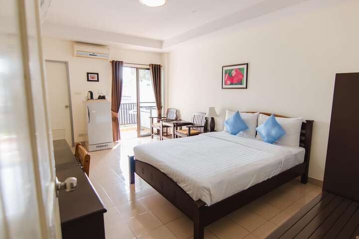 The Social Club Coliving & Coworking