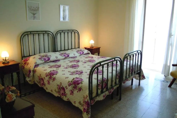 Room 3 of 17