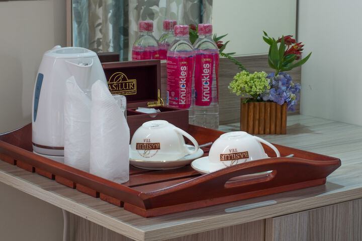Breakfast/Coffee Service 53 of 85
