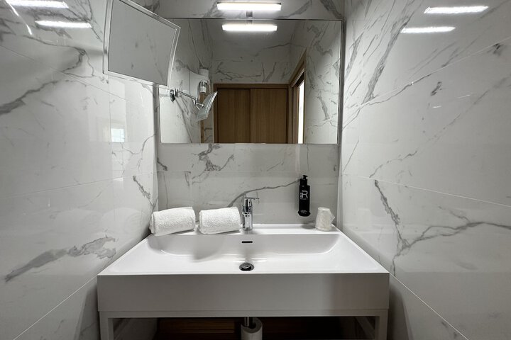 Room 60 of 114