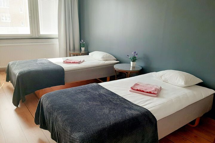 Room 22 of 37