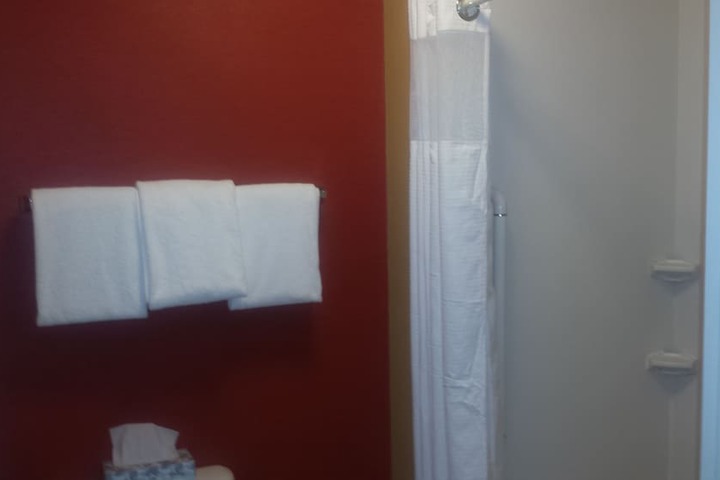 Room 93 of 135