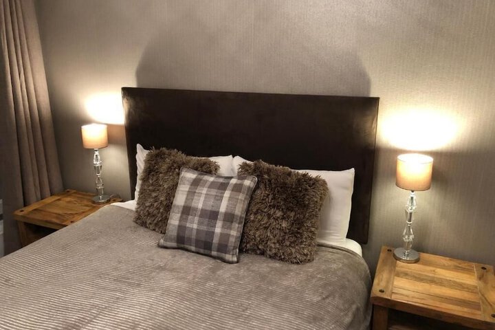 Room 4 of 60