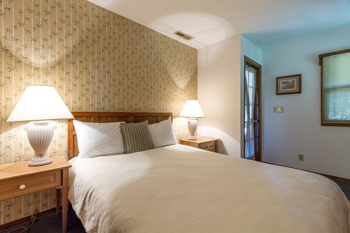 Room 25 of 67