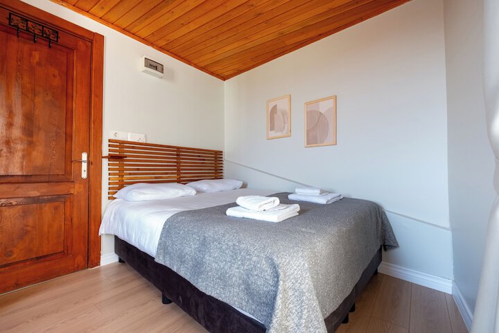 Room 5 of 21