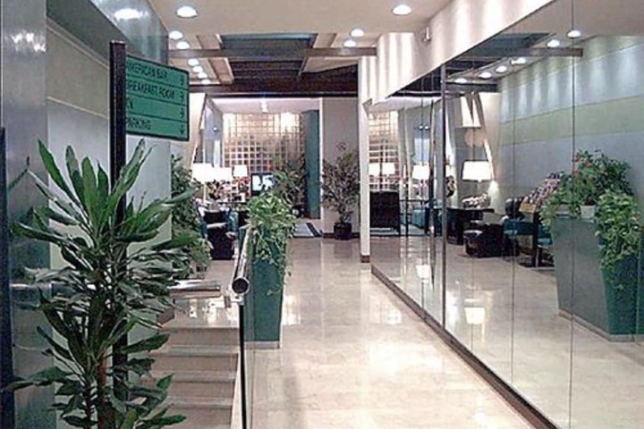 Ballroom/Hall 43 of 48