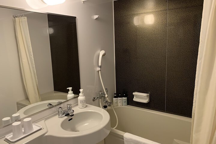 Room 25 of 52