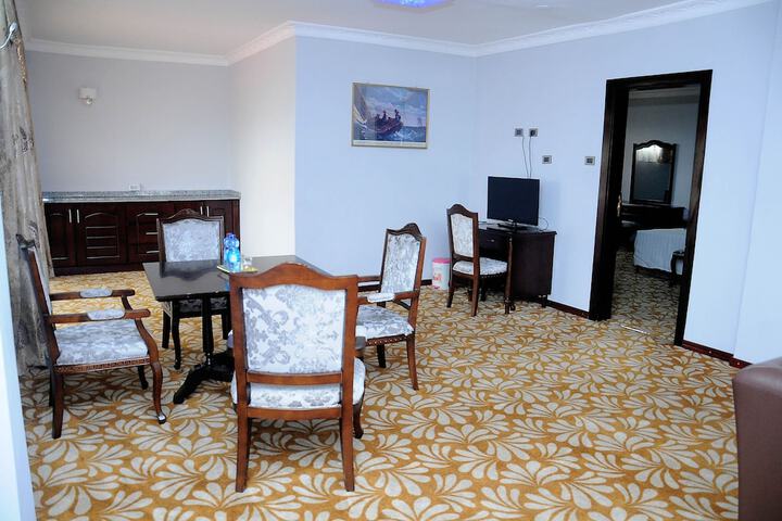 Room 21 of 84