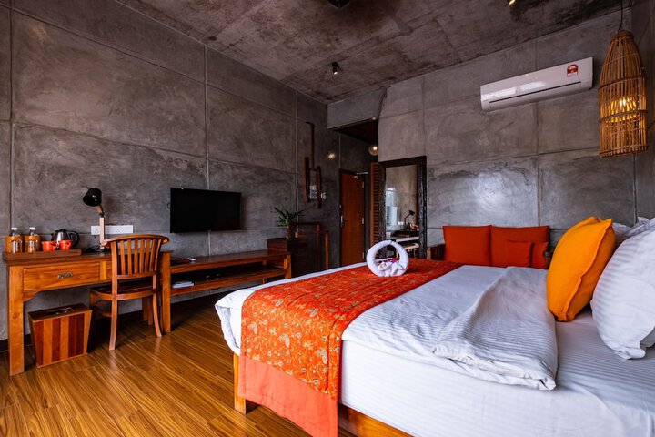 Room 16 of 70