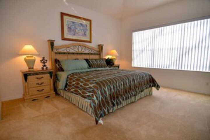 Room 26 of 29