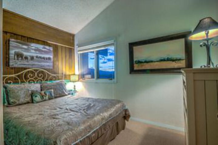 Room 34 of 80