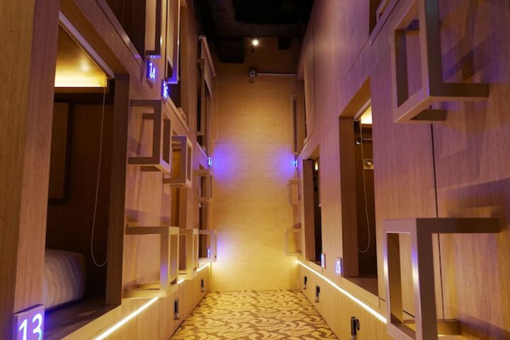 Room 6 of 29