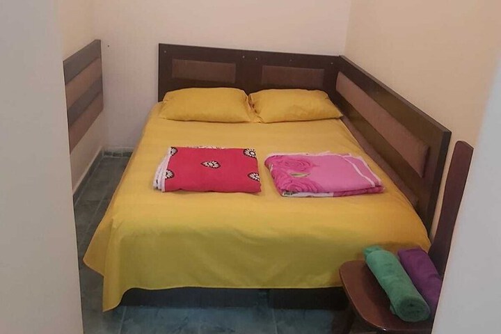 Room 18 of 42