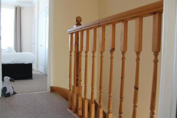 Room 8 of 18