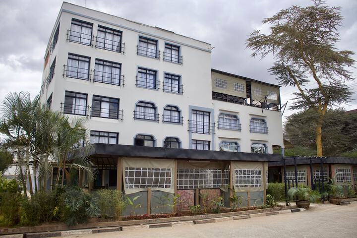 Hotel 27 of 31