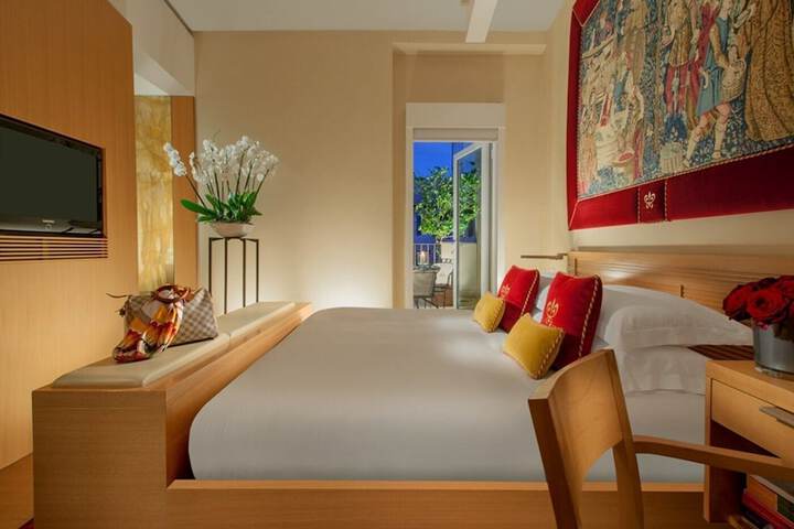 Room 14 of 26