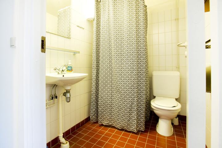 Room 15 of 29