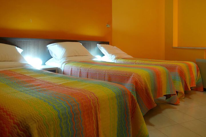 Room 15 of 43