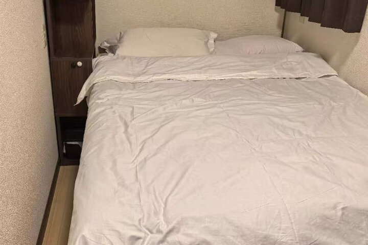 Room 76 of 110