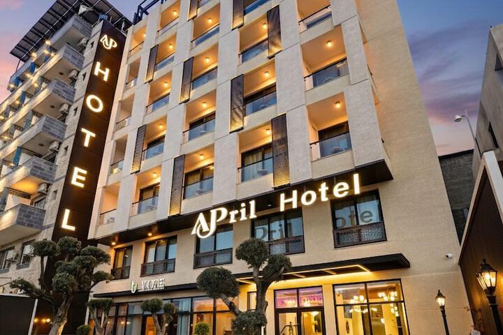 Hotel 39 of 44