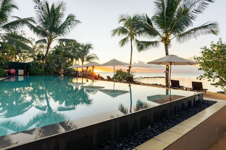 Hotel with Pool