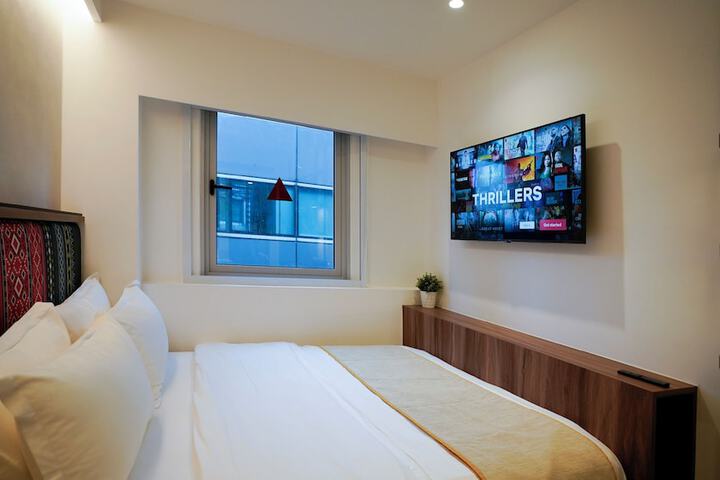 Room 5 of 61