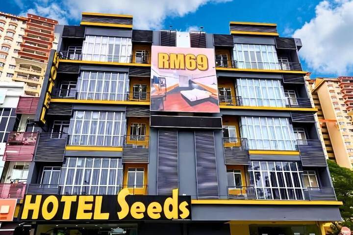 Seeds Hotel Puchong Koi