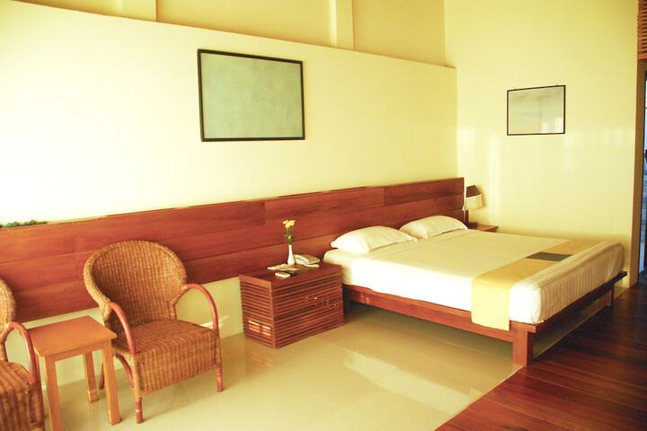 Room 10 of 47