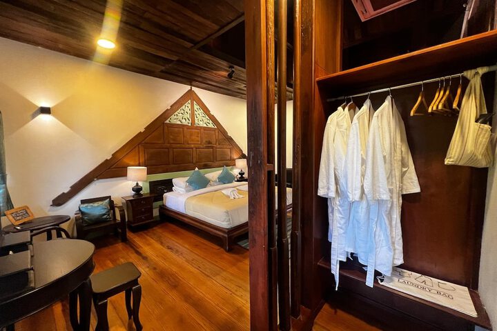 Room 56 of 161