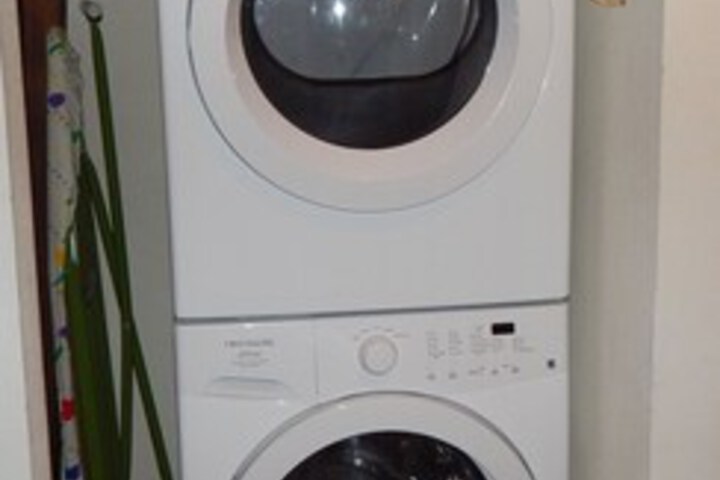 Laundry 13 of 28
