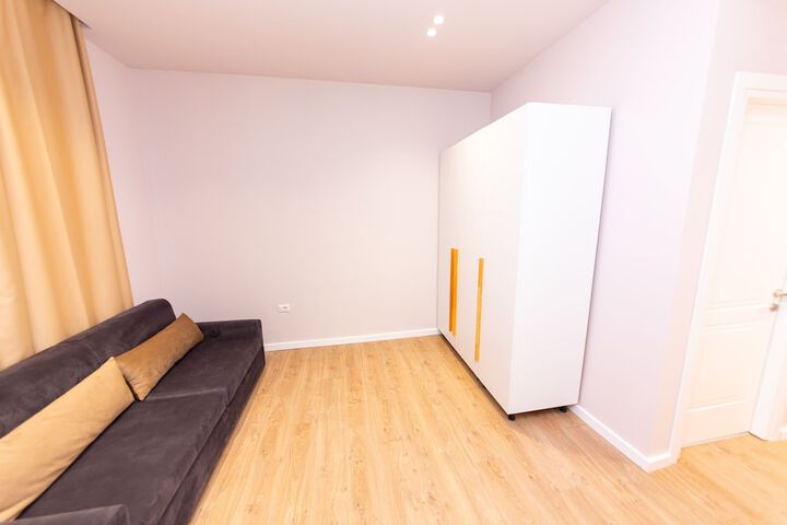 Room 50 of 73