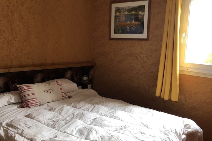Room 8 of 23