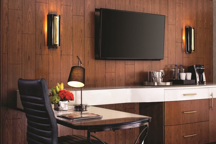 Room 15 of 70