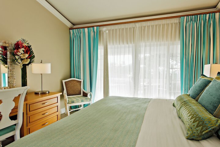 Room 21 of 80