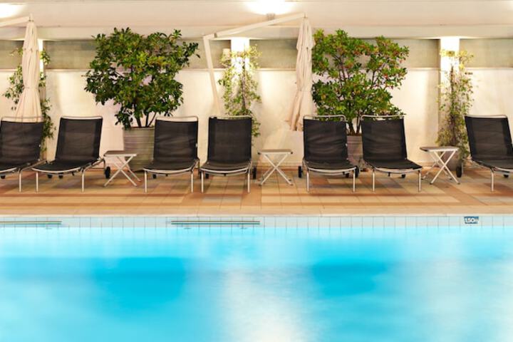 Hotel with Pool