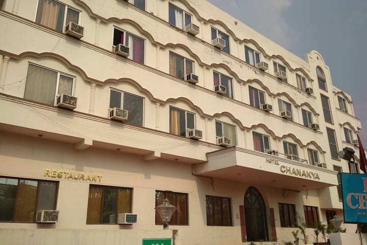 Hotel Chanakya