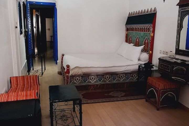 Room 11 of 63