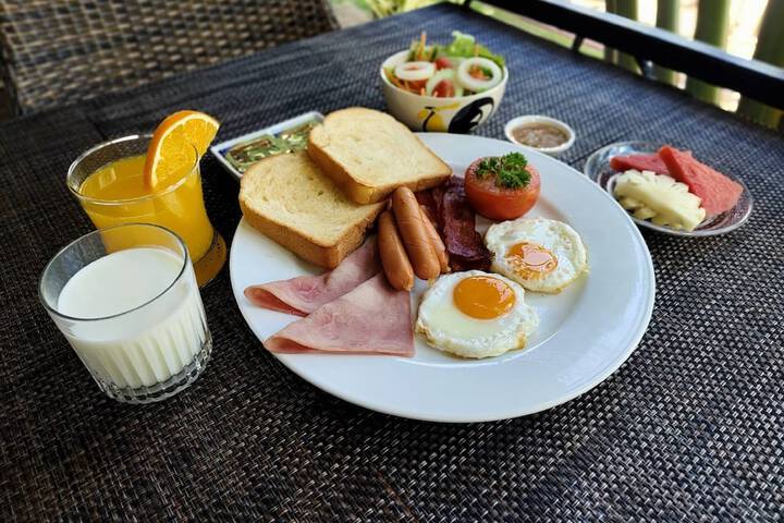 Breakfast/Coffee Service 58 of 72