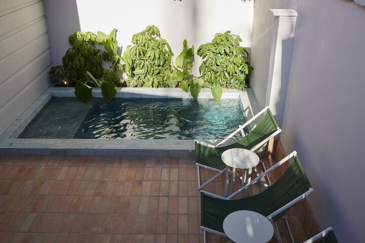 Pool 54 of 73