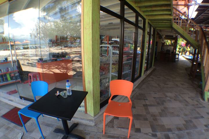 Guest Lobby
